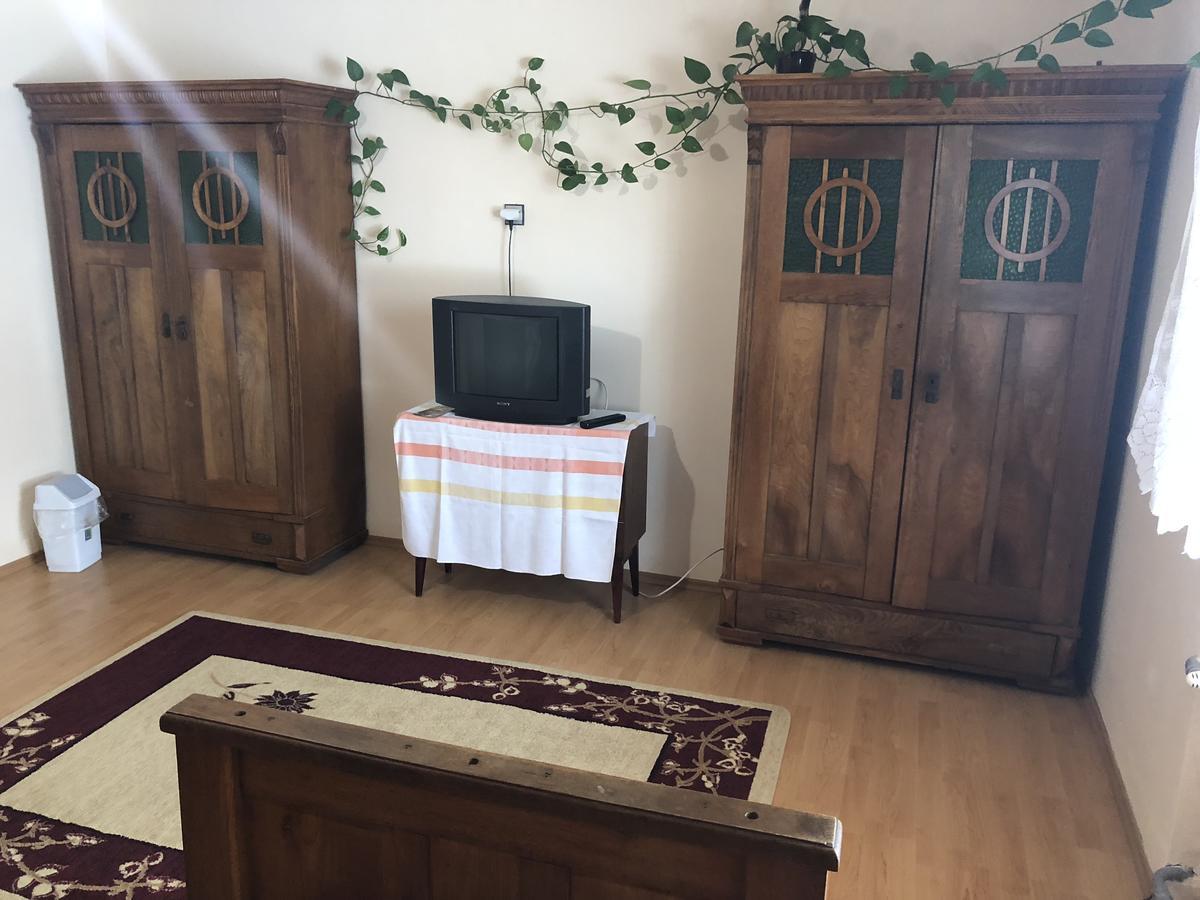 דודינצה Eko Penzion Leo מראה חיצוני תמונה